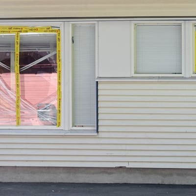 Fönstren i ett daghem i Esbo vandaliserades natten mellan måndag och tisdag