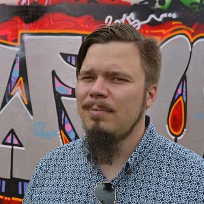 Petteri Parhi ei itse ole taiteilija, mutta sitäkin suurempi katutaiteen ystävä ja kuluttaja.