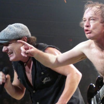 Brian Johnson ja Angus Young AC/DC-yhtyeestä. 