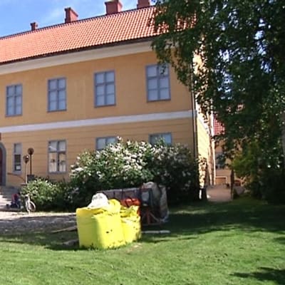 Kuvassa näkyy Roosin talo Kokkolassa