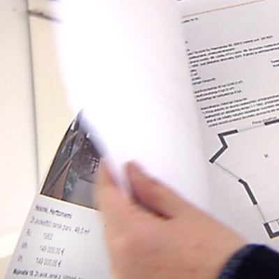 Asunnon pohjakuva asuntoesittelyssä.