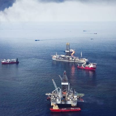 Deepwater Horizonin öljyvuodon leviämistä yritettiin estää muun muassa polttamalla sitä 19. kesäkuuta 2010.