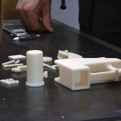 Ajankohtaisen kakkosen testaama 3D-ase osina