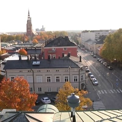 Kirkko, kaupungintalo, Pori, Kivi-Pori, raatihuoneen katolta