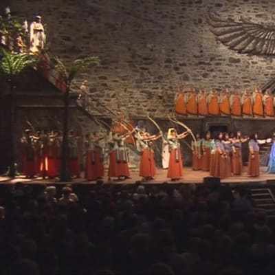 Verdin "Aida" palasi Olavinlinnan oopperanäyttämölle.