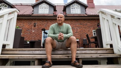 Alexis Kouros, filmregissör, författare, läkare