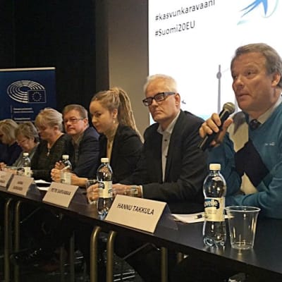 Europpatiedotuksen EU-seminaari maanantaina Oulussa pohti muun muassa pakolaiskriisiä.