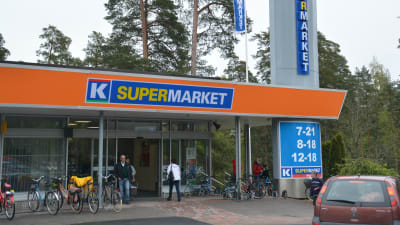 Det tidigare M-Janne blev den 21 maj 2015 K-supermarket Popsi.
