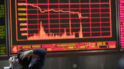 Kursras på den kinesiska börsen den 4 januari 2016.