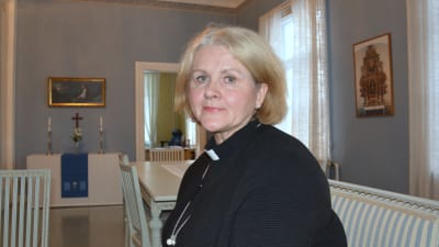 Ann-Mari Audas-Willman i prästgården i Solf.