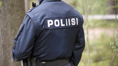 Polis.