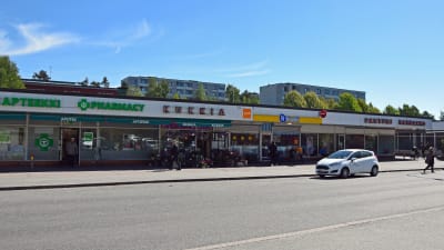 Rönnbacka köpcentrum.