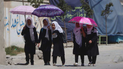 Skolflickor i Kabul 5.9.2021