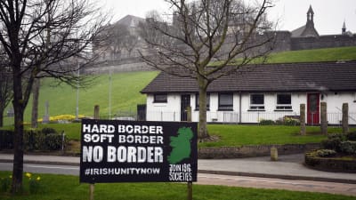 Anti-brexit skylt i Bogside i Londonderry, Nordirland