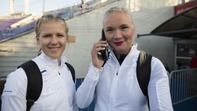 Krista Uusi-Kinnala och Salla Sipponen efter kvalet, U23-EM 2017.