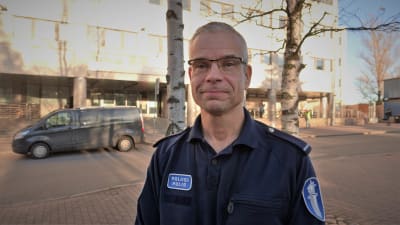 Polis Niklas Kråknäs i Böle.