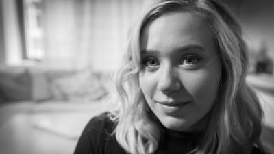 Näyttelijä Josefine Frida Pettersen (Skam-sarjan Noora Sætreä), Savoy-teatteri, Hki, 1.9.2017.