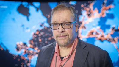 Wärtsilän pääluottamusmies ja hallituksen jäsen Ralf Hoimlund pääkonttorilla.