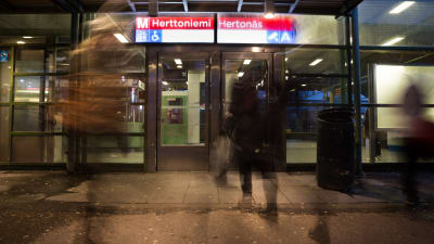 Herttoniemen metroasema.