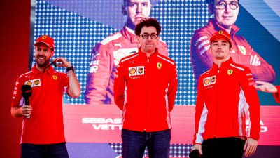 Sebastian Vettel, Mattia Binotto och Charles Leclerc.