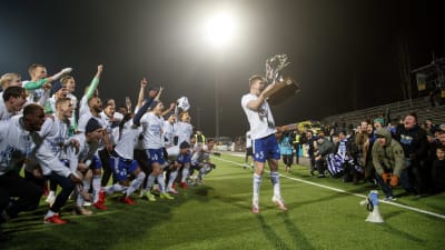 HJK firar sitt ligaguld 2021.