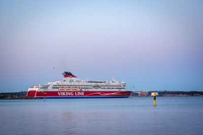Viking XPRS på väg från Helsingfors.
