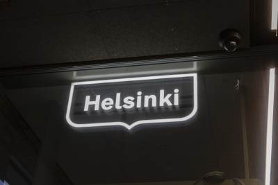 Helsinki logo valokyltti. 