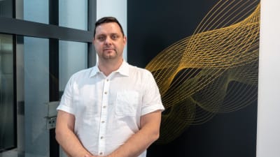Porträtt på Mikael Johansson på IT-centret för vetenskap, CSC.