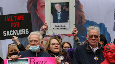 demonstration mot Purdue Pharma i USA dec 21