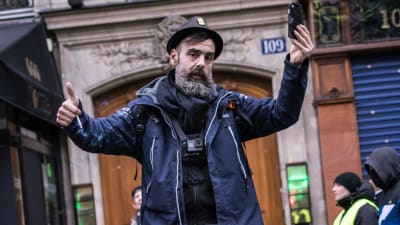 Jerome Rodrigues skadades i ögat då han filmade gula västarnas protest i Paris