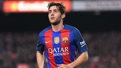 Sergi Roberto spelar fotboll för FC Barcelona.