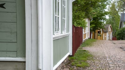 Trähus på Smedsgränd i Lovisa.