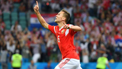 Denis Tjerysjev firar 1–0-målet i VM-kvartsfinalen mot Kroatien.