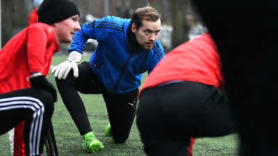 Carljohan Eriksson under en fotbollsträning 2021.