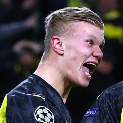 Erling Braut Håland firar mål i Borussia Dortmund.