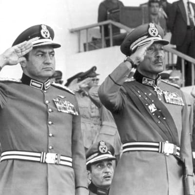 Hosni Mubarak och Anwar Sadat.