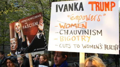 Demonstration  mot Ivanka Trump i Berlin.