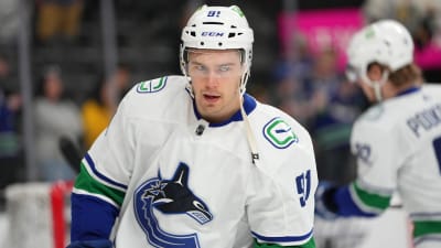 Juho Lammikko under en av Vancouvers matcher i NHL.