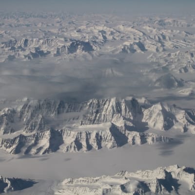 Jäävuoria Grönlannissa. 