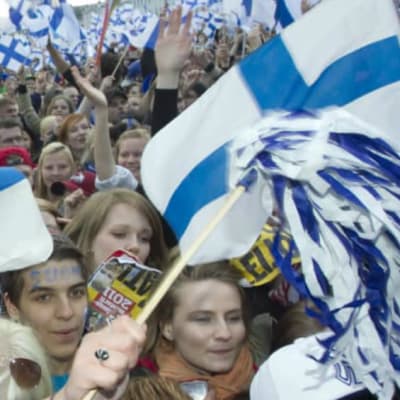 60 000 personer firade hockeyguldet i Helsingfors år 2011. 