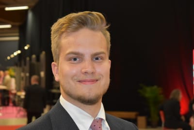 Jonatan Wickström SDP:n puoluekokouksessa Jyväskylässä.