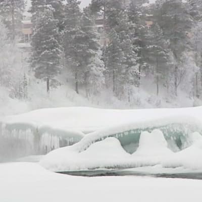 Talvinen näkymä Inarissa 29. joulukuuta 2014.