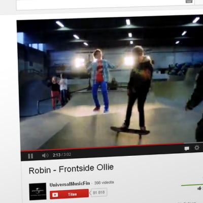 Kuvakaappaus Robinin Frontside Ollie -YouTube-videolta.