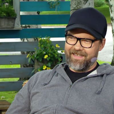 Taiteilija Kalle Taivainen.