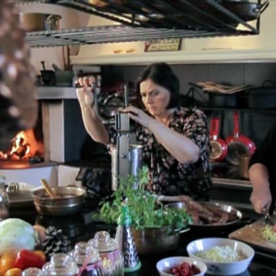 Puoli seitsemän, Ruokamuisto- kuvituskuva, Päivikki Palosaari, Regina Rask