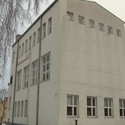 Kaukopään entinen koulu Imatralla.