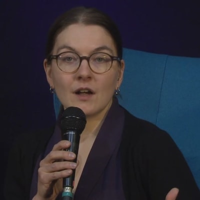 Malin Grahn-Wilder Helsingin kirjamessuilla 2016