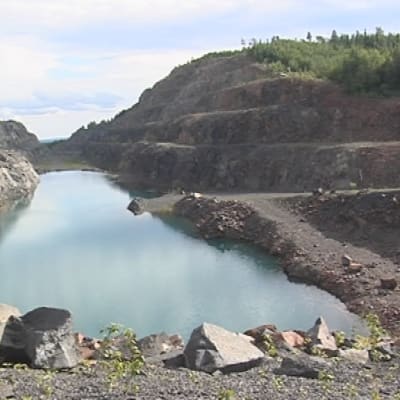 Mustavaaran kaivos Taivalkoski, Taivalkosken Mustavaaran 1980-luvulla suljettu vanadiinikaivos saattaa avautua tuotannolle uudelleen lähivuosina.