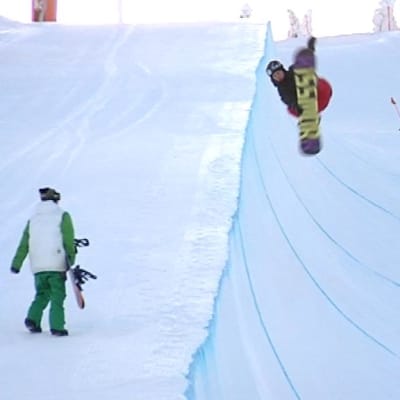 superpipe vuokatti lumilautailu