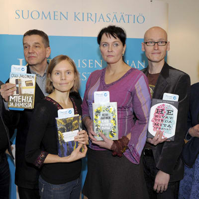 Tommi Kinnunen (vas), Olli Jalonen, Anni Kytömäki, Heidi Jaatinen, Jussi Valtonen ja Sirpa Kähkönen.